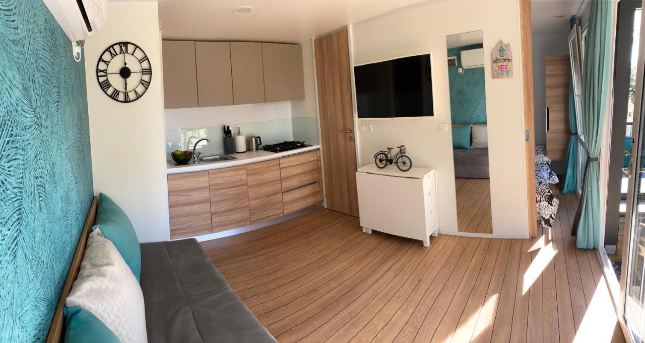 Mobile Home Biondina Camp Porton Nature Hideouts Ровин Екстериор снимка